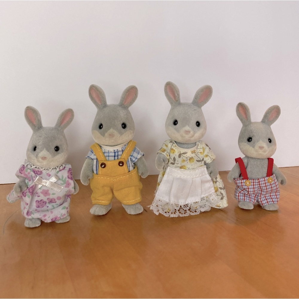 Calico Critters Rabbit Family